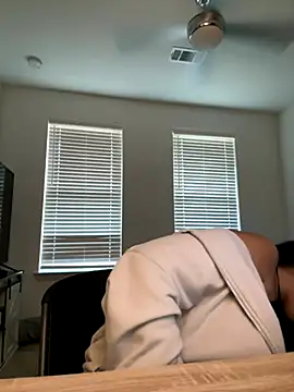 Snapshot of minha_baby chatting on November 2025 01:59:02 PM minha baby online show from November 2025 01:59:02 PM