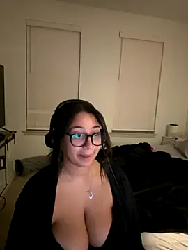 Snapshot of minha_baby chatting on November 2025 07:29:02 AM minha baby online show from November 2025 07:29:02 AM