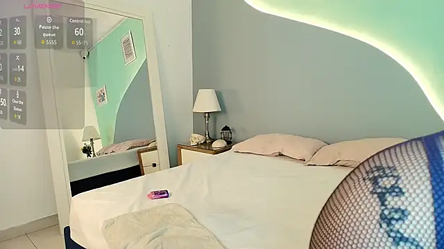 Harleydevaal online show from December 2025 03:45:01 PM