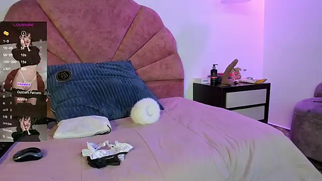 Kripta132 online show from January 2026 12:34:01 PM