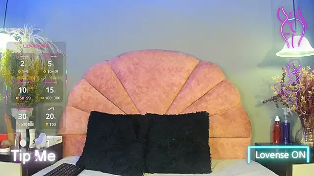 Kripta132 online show from November 2025 11:47:01 AM