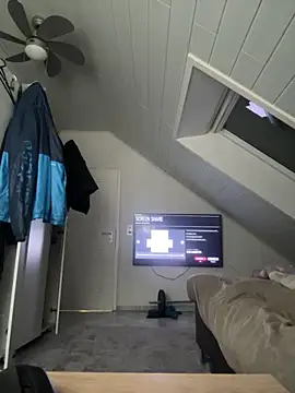 superbertok online show from December 2025 12:48:02 PM