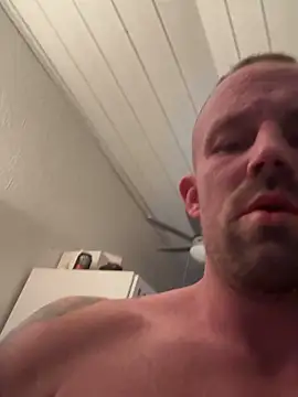 superbertok online show from November 2025 08:45:01 PM