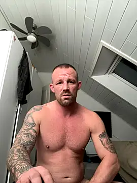 superbertok online show from November 2025 11:03:02 AM