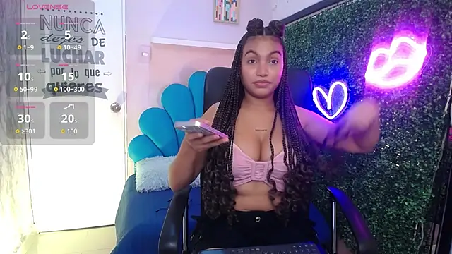 valeria martinez19 online show from November 2025 03:22:01 AM