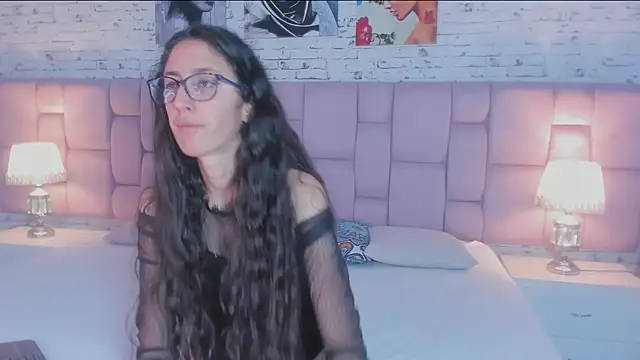 GirafMusic online show from November 2025 01:04:02 PM