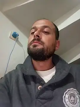 expenser37 online show from November 2025 09:26:02 PM