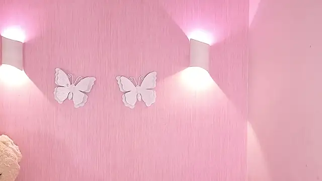 Little arii online show from May 2026 08:12:01 PM