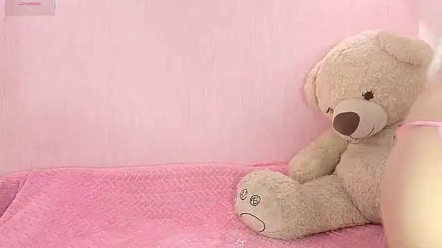 Little arii online show from April 2026 07:09:02 PM