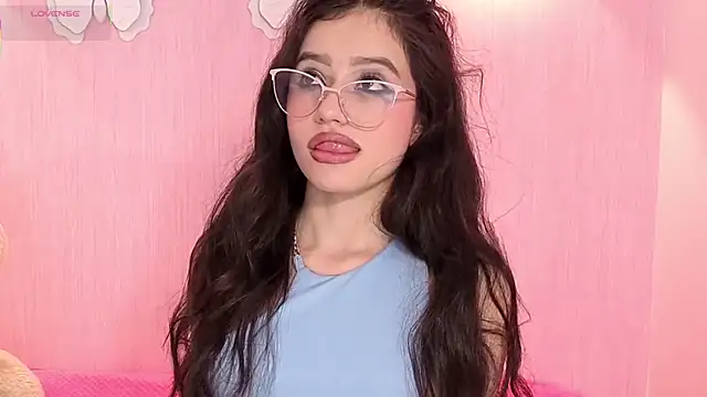 Little arii online show from February 2026 07:03:01 PM