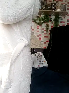 MilkySky online show from December 2025 10:32:02 AM