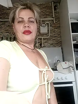 MilkySky online show from December 2025 08:14:01 PM