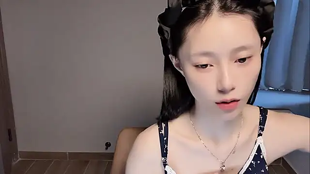yuyu-33 online show from August 2026 06:00:02 AM
