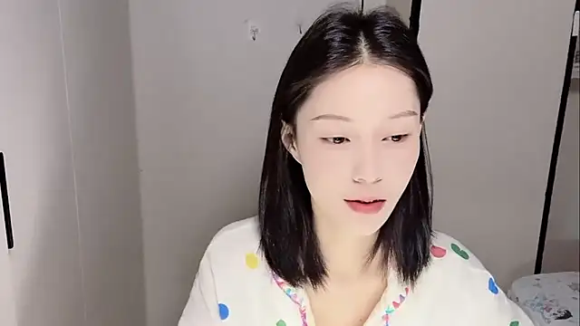 yuyu-33 online show from November 2025 01:28:01 AM