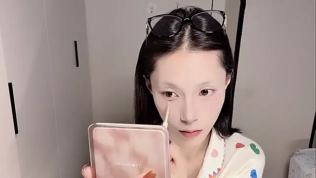 yuyu-33 online show from November 2025 12:36:02 AM