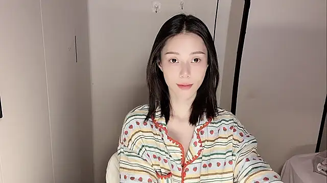 yuyu-33 online show from December 2025 02:48:01 PM