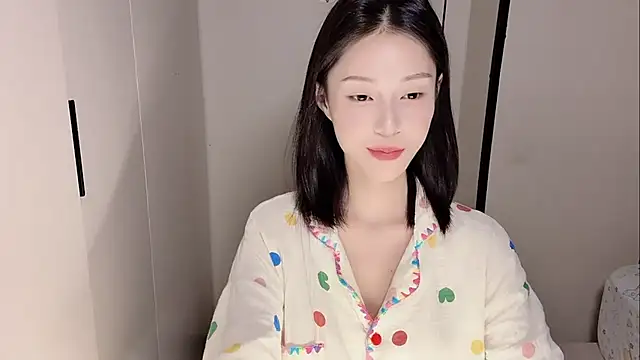 yuyu-33 online show from November 2025 01:55:02 PM