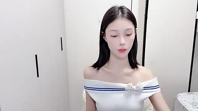 yuyu-33 online show from October 2025 01:59:01 AM