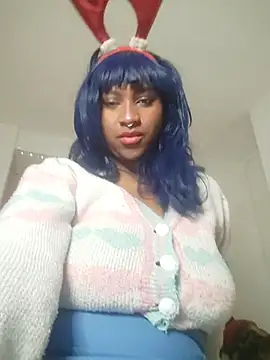 EvonyFoxxx online show from December 2025 10:59:01 PM