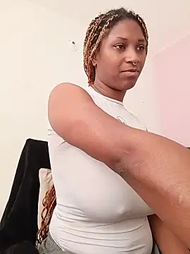 EvonyFoxxx online show from June 2026 05:41:01 PM