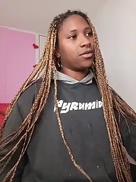 EvonyFoxxx online show from March 2026 06:08:02 AM