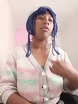 EvonyFoxxx online show from April 2026 06:25:02 AM