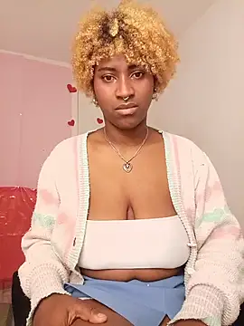 Snapshot of EvonyFoxxx chatting on May 2026 02:49:02 AM EvonyFoxxx online show from May 2026 02:49:02 AM