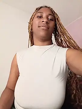 Snapshot of EvonyFoxxx chatting on June 2026 12:48:02 AM EvonyFoxxx online show from June 2026 12:48:02 AM