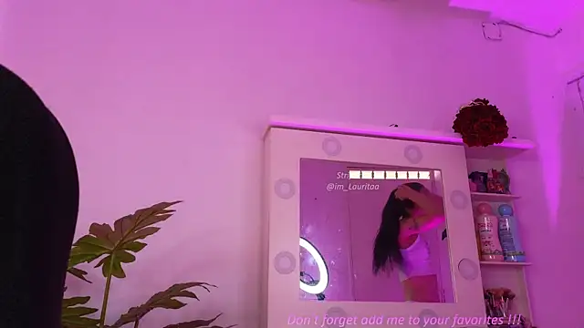 Snapshot of BabyLauritaa chatting on July 2026 03:56:01 PM BabyLauritaa online show from July 2026 03:56:01 PM