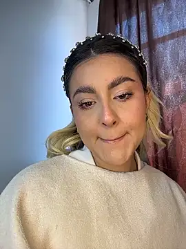 Elina Hills online show from April 2026 02:35:01 PM