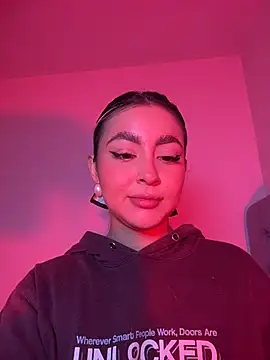 Elina Hills online show from February 2026 02:55:02 PM