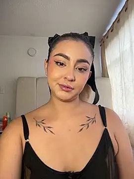 Elina Hills online show from February 2026 06:38:01 PM