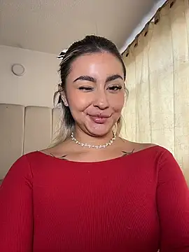 Elina Hills online show from January 2026 07:12:01 PM