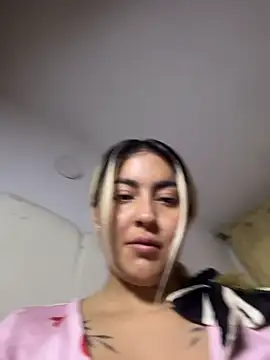 Elina Hills online show from February 2026 11:04:02 PM