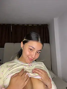 Elina Hills online show from May 2026 12:10:02 AM