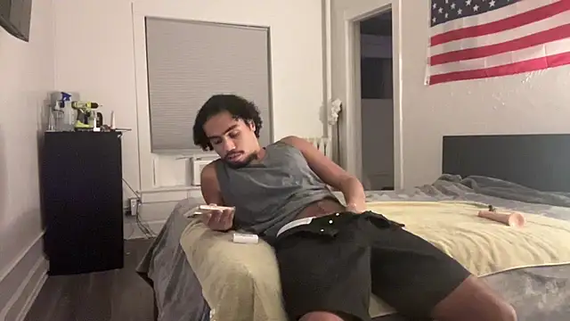 Snapshot of h0rnyboy101 chatting on November 2025 01:54:01 AM h0rnyboy101 online show from November 2025 01:54:01 AM