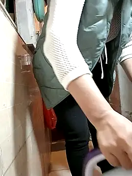 Drizzle-Rian online show from January 2026 01:07:01 PM