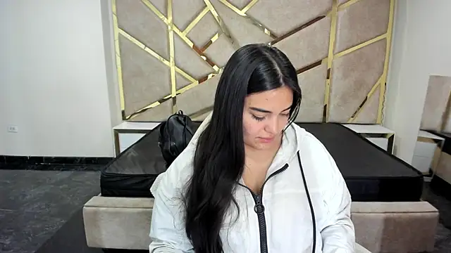 Snapshot of Frrreyaa chatting on November 2025 02:27:01 AM Frrreyaa online show from November 2025 02:27:01 AM