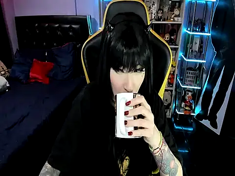 Yummy dark online show from October 2025 06:01:01 AM