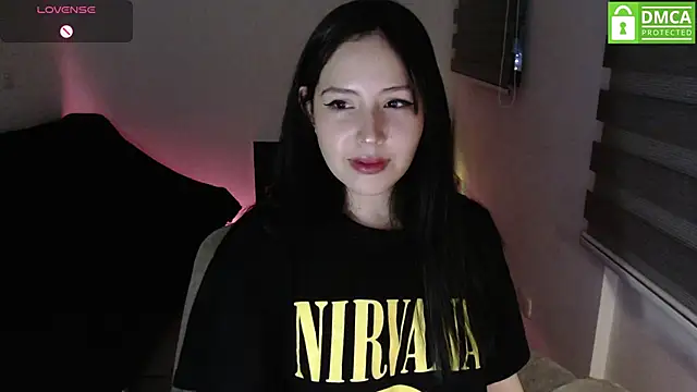 Snapshot of just_meko chatting on May 2026 01:53:02 AM just meko online show from May 2026 01:53:02 AM