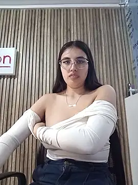 Valk submissive online show from April 2026 04:52:02 AM