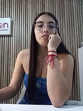 Valk submissive online show from April 2026 05:08:02 AM