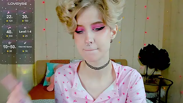 Snapshot of Angel_Julles chatting on November 2025 01:10:02 AM Angel Julles online show from November 2025 01:10:02 AM