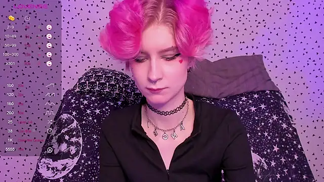 Angel Julles online show from April 2026 05:47:01 AM