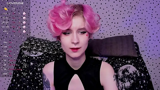 Angel Julles online show from April 2026 07:50:02 PM