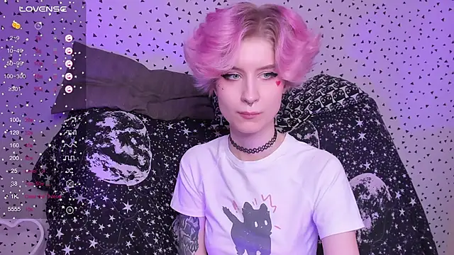 Angel Julles online show from April 2026 05:14:02 PM