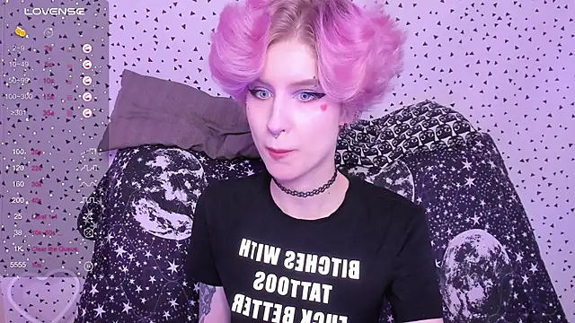 Angel Julles online show from April 2026 03:02:01 AM