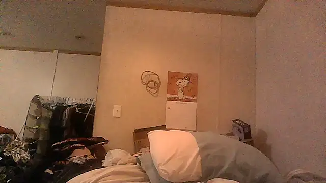 kcandler27 online show from December 2025 08:08:01 AM