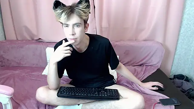 Harvey foster online show from October 2025 08:49:02 PM