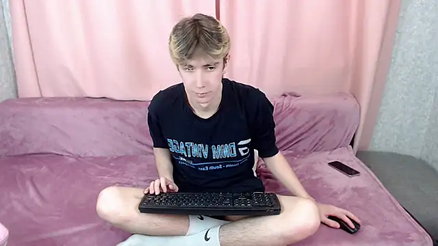 Harvey foster online show from November 2025 10:30:01 AM